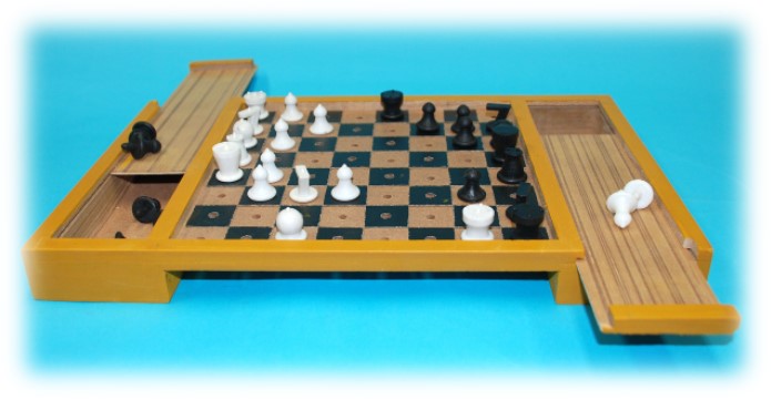 Large Table Top Chess Set